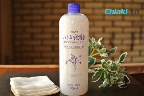 Lotion dưỡng ẩm cho da kh&ocirc; Naturie Hatomugi Skin Conditioner