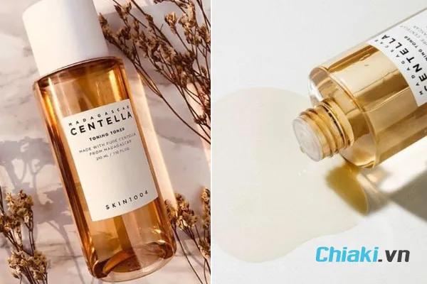 Toner H&agrave;n Quốc se kh&iacute;t lỗ ch&acirc;n l&ocirc;ng Skin1004 Madagascar Centella&nbsp;
