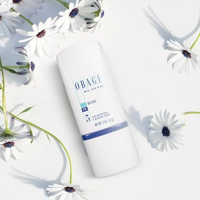 Kem hỗ trợ dưỡng trắng da trẻ h&oacute;a Obagi Nu-Derm Clear Fx 3