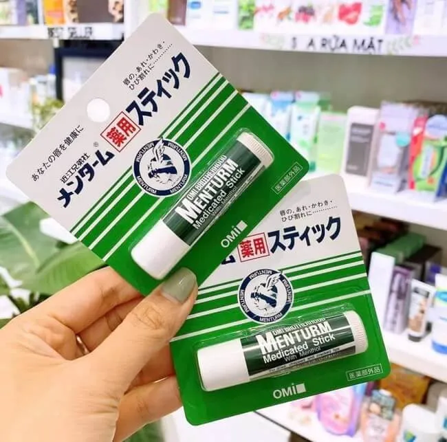 Son dưỡng m&ocirc;i Omi Nhật Bản 