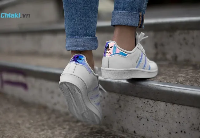 Gi&agrave;y Adidas Superstar 20 W Hologram 