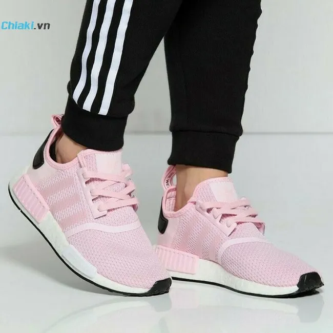 Gi&agrave;y thể thao Adidas NMD R1 J Clear Pink 
