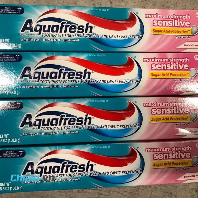 Kem đ&aacute;nh răng chống &ecirc; buốt Aquafresh