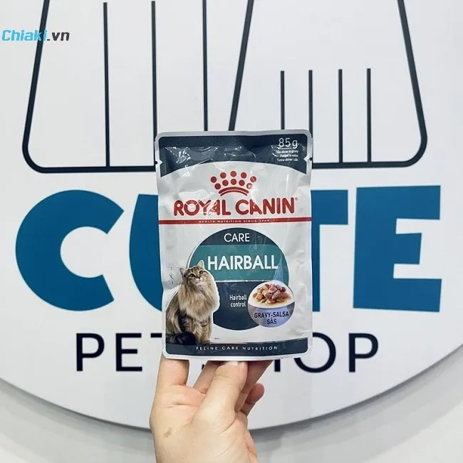 Pate ngừa b&uacute;i l&ocirc;ng cho m&egrave;o Royal Canin Hairball Care