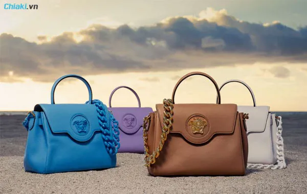 c&aacute;c h&atilde;ng t&uacute;i x&aacute;ch h&agrave;ng hiệu b&igrave;nh d&acirc;n phải kể đến Versace