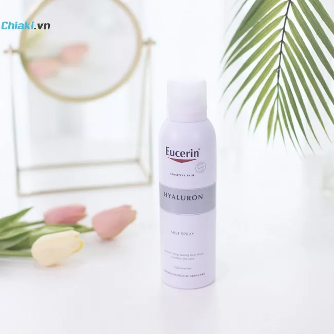 Xịt kho&aacute;ng dưỡng ẩm Eucerin Hyaluron Mist Pray