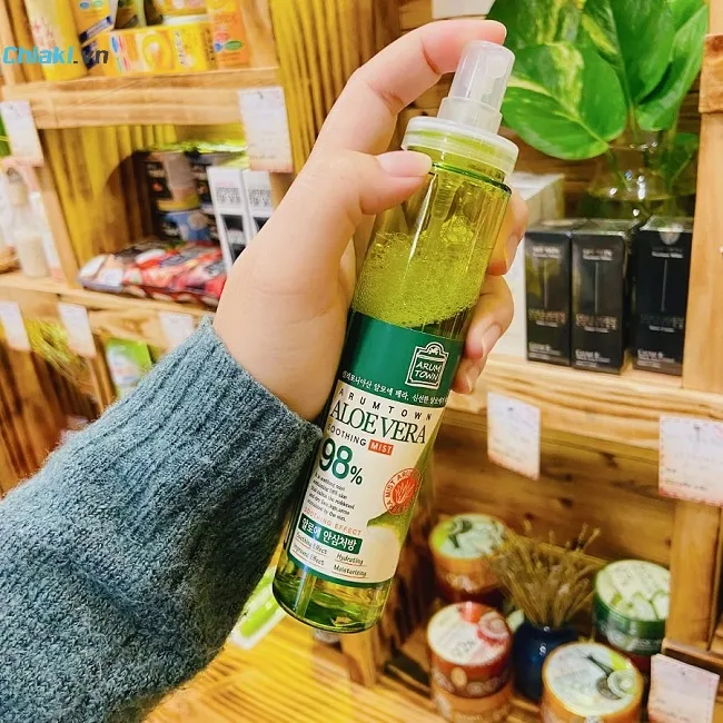 Xịt kho&aacute;ng l&ocirc; hội Aloe Vera Soothing Mist 98 Dabo