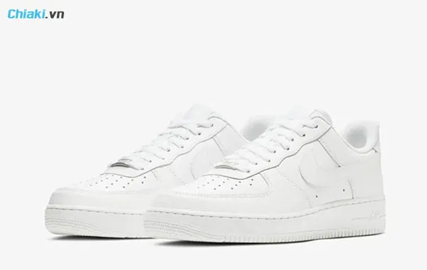 trong c&aacute;c mẫu gi&agrave;y Nike phải kể đến Air Force 1 07 White CW2288-111