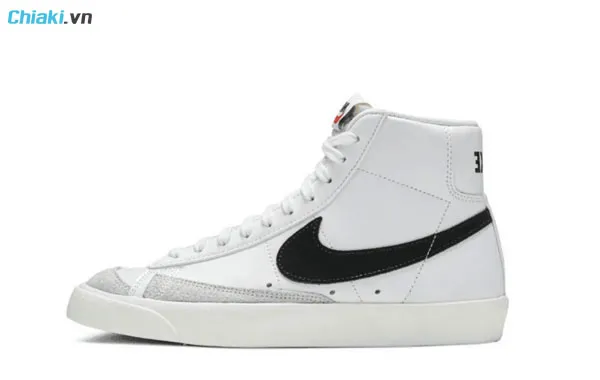 review gi&agrave;y nike Blazer Mid 77 Vintage White/Black CZ1055-100/BQ6806-100