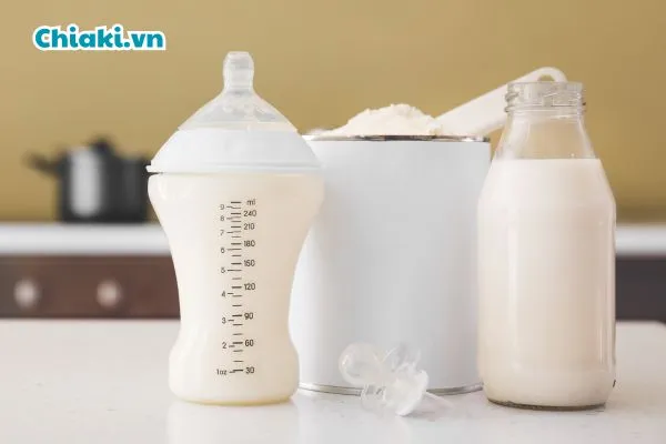 Sữa c&ocirc;ng thức l&agrave; g&igrave;?