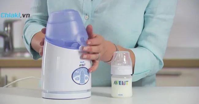 Sữa mẹ h&acirc;m n&oacute;ng 40 độ để được bao l&acirc;u?