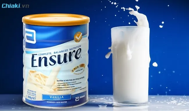 Uống sữa Ensure sau bữa s&aacute;ng 1 tiếng v&agrave; trước khi đi ngủ tối l&agrave; tốt