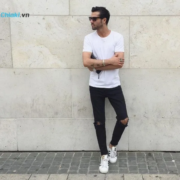 Ti&ecirc;u ch&iacute; chọn gi&agrave;y Adidas nam trắng