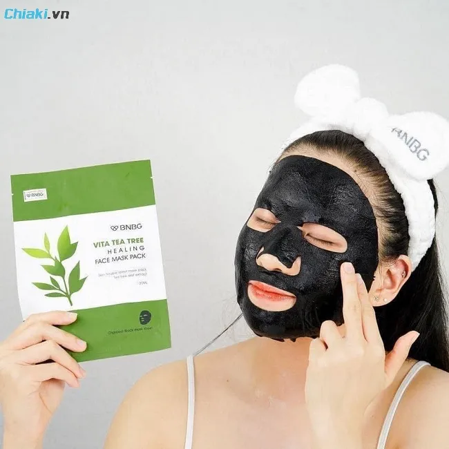 Mặt nạ thải độc tr&agrave;m tr&agrave; BNBG H&agrave;n Quốc cải thiện mụn 