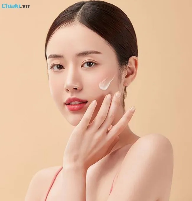 C&aacute;ch d&ugrave;ng tu&yacute;p kem nghệ trị mụn hiệu quả nhanh ch&oacute;ng