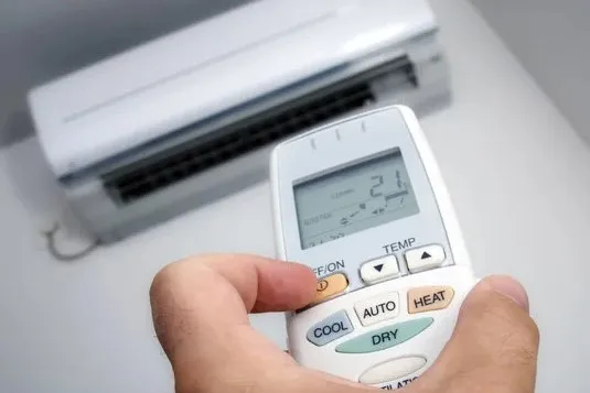 Hạn chế bật tắt điều h&ograve;a li&ecirc;n tục