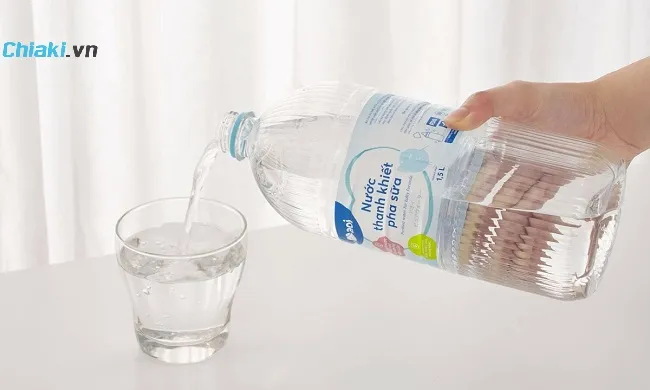 Hướng dẫn chuẩn bị nước để pha sữa c&ocirc;ng thức