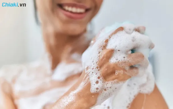 Những ưu điểm của sữa tắm dưỡng ẩm cho da kh&ocirc;