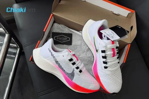 Tại sao gi&agrave;y Nike Air Zoom lại được y&ecirc;u th&iacute;ch?
