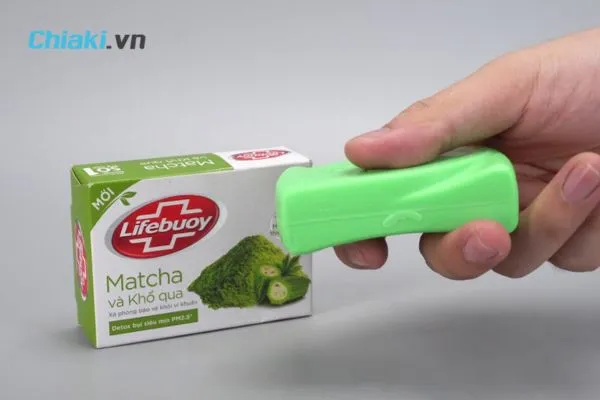 X&agrave; ph&ograve;ng Lifebuoy matcha v&agrave; khổ qua
