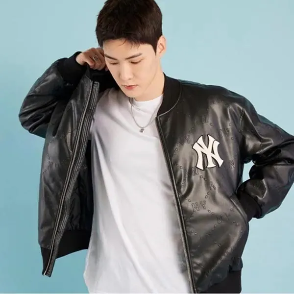 &Aacute;o MLB Monogram Vegan Leather Jumper New York