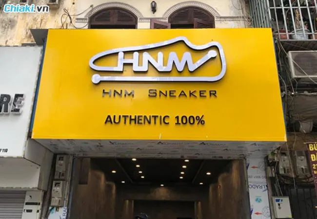 shop gi&agrave;y sneaker HNM