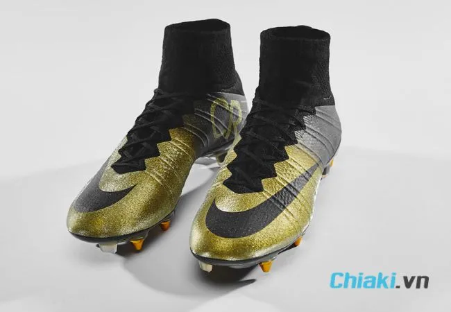 Đ&ocirc;i gi&agrave;y đ&aacute; b&oacute;ng Nike Mercurial Superfly CR7 &lsquo;Rare Gold&rsquo;