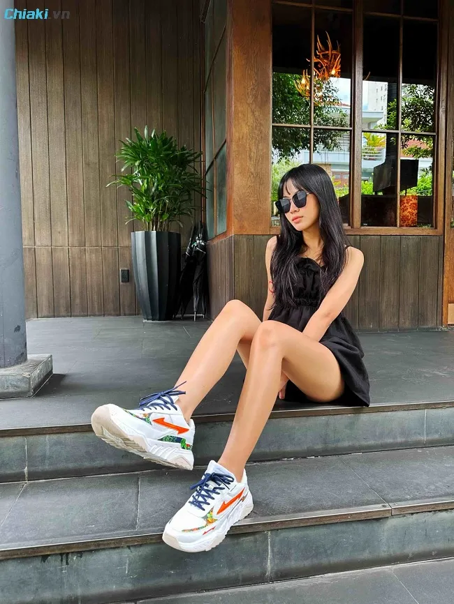 RieNevan l&agrave; thương hiệu lấy cảm hứng từ sự hy vọng trong tương lai