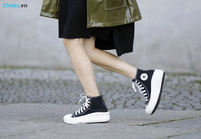 ti&ecirc;u ch&iacute; chọn dựa v&agrave;o size gi&agrave;y converse