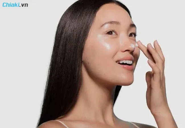 Ti&ecirc;u ch&iacute; lựa chọn retinol cho da kh&ocirc; ph&ugrave; hợp