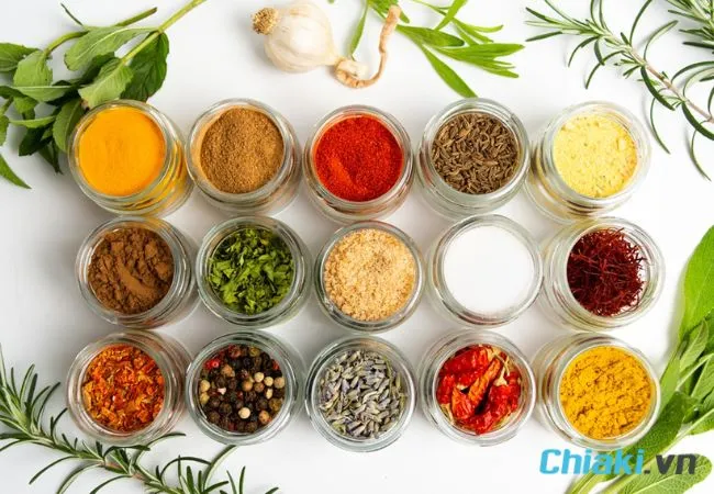 C&oacute; n&ecirc;n d&ugrave;ng gia vị cho b&eacute; ăn dặm