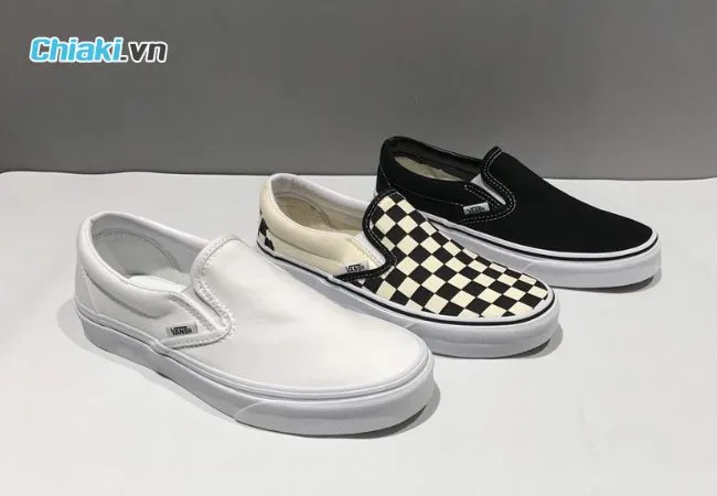 Gi&agrave;y Slip-ons