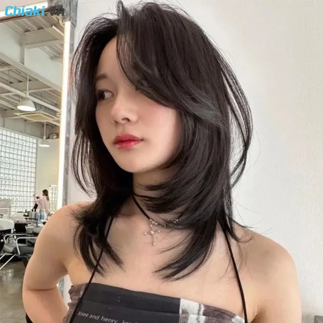 Khu&ocirc;n mặt tr&aacute;i tim ph&ugrave; hợp để cắt hush cut
