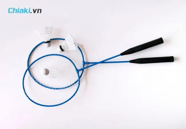 Ti&ecirc;u ch&iacute; đ&aacute;nh gi&aacute; h&atilde;ng vợt cầu l&ocirc;ng tốt