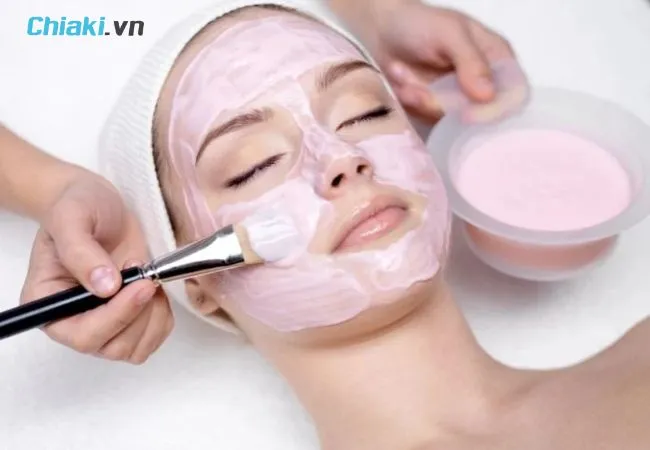 C&aacute;ch đắp mặt nạ dưỡng da dạng kem, gel