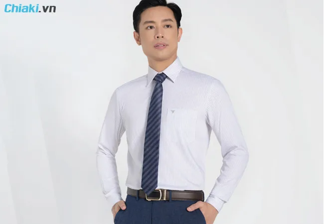 Thương hiệu &aacute;o sơ mi nam trung ni&ecirc;n Việt Tiến