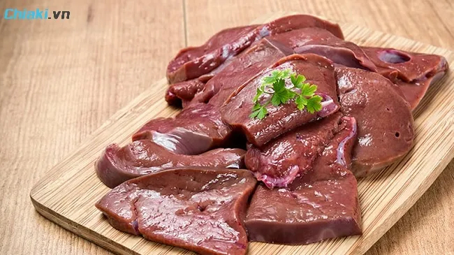 Gan Động Vật cung cấp sắt dồi d&agrave;o, dễ chế biến nhưng kh&ocirc;ng n&ecirc;n ăn nhiều