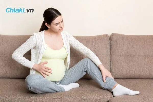 Dấu hiệu b&agrave; bầu thiếu canxi