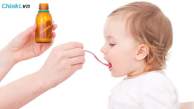 Liều lượng v&agrave; c&aacute;ch bổ sung sắt cho trẻ sơ sinh