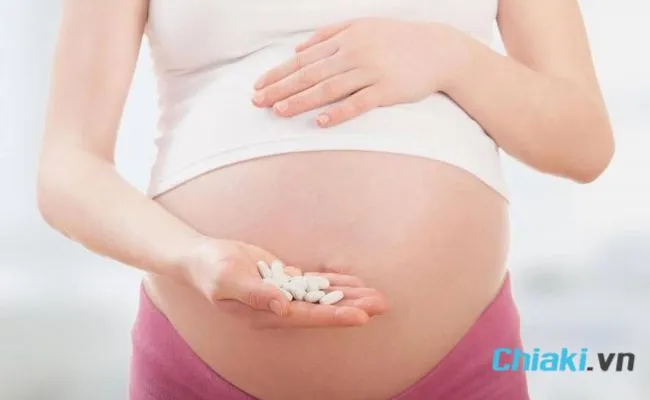 Giai đoạn v&agrave;ng bổ sung canxi cho trẻ l&agrave; ngay từ trong bụng mẹ