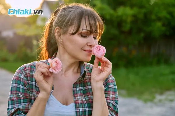 Tiền m&atilde;n kinh ở phụ nữ l&agrave; g&igrave;?