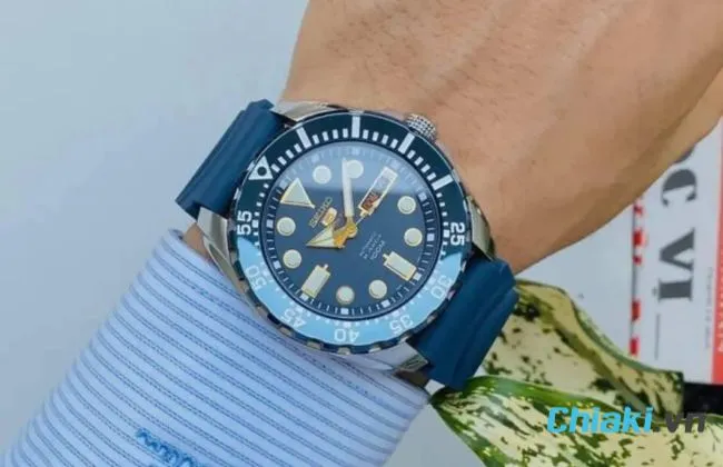 Đồng hồ nam Seiko 5 Sport Automatic SRP605K2