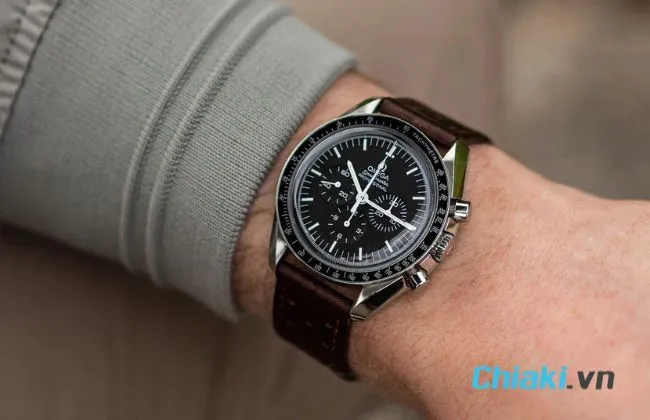 H&atilde;ng đồng hồ nam cao cấp Omega