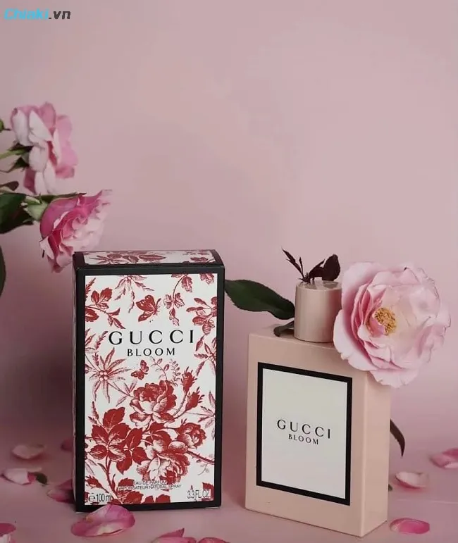 Nước hoa sang trọng, tinh tế thể hiện được t&igrave;nh cảm tới người nhận 
