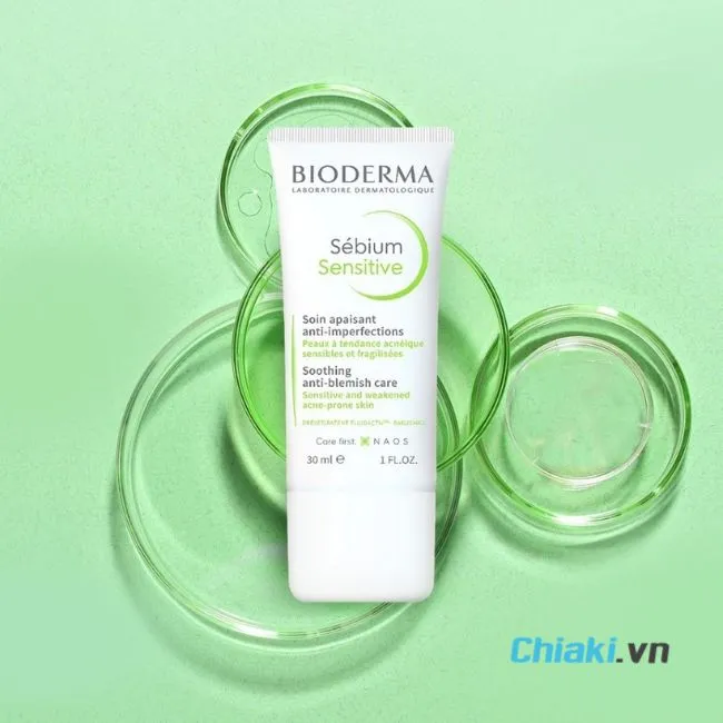 Kem dưỡng cho da dầu mụn Bioderma Sebium Sensitive