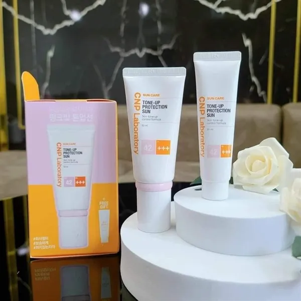 Top 11 loại kem chống nắng trang điểm tốt hiện nay 13