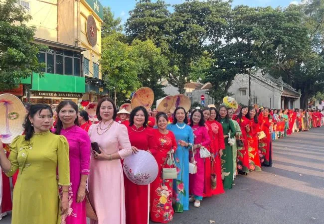 C&aacute;c hoạt động phổ biến trong ng&agrave;y 20/10