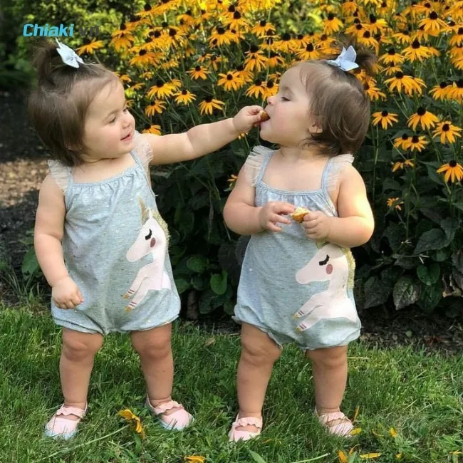 T&ecirc;n hay cho b&eacute; g&aacute;i sinh đ&ocirc;i c&ugrave;ng vần hoặc c&oacute; &acirc;m điệu