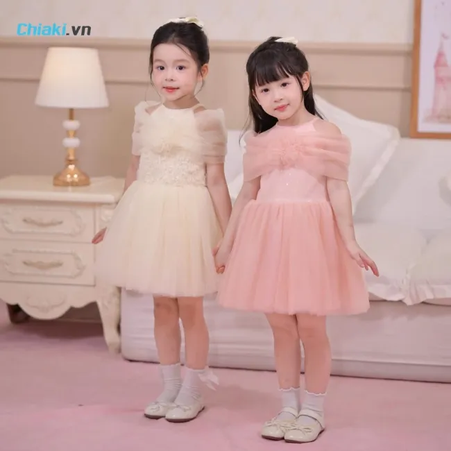 Đặt t&ecirc;n sinh đ&ocirc;i cho b&eacute; g&aacute;i đ&aacute;ng y&ecirc;u, dễ thương