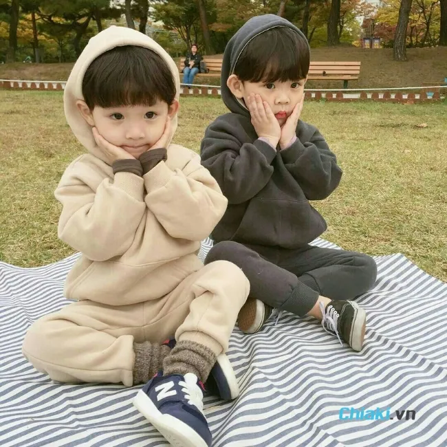 Đặt t&ecirc;n sinh đ&ocirc;i cho con trai theo mong con th&ocirc;ng minh